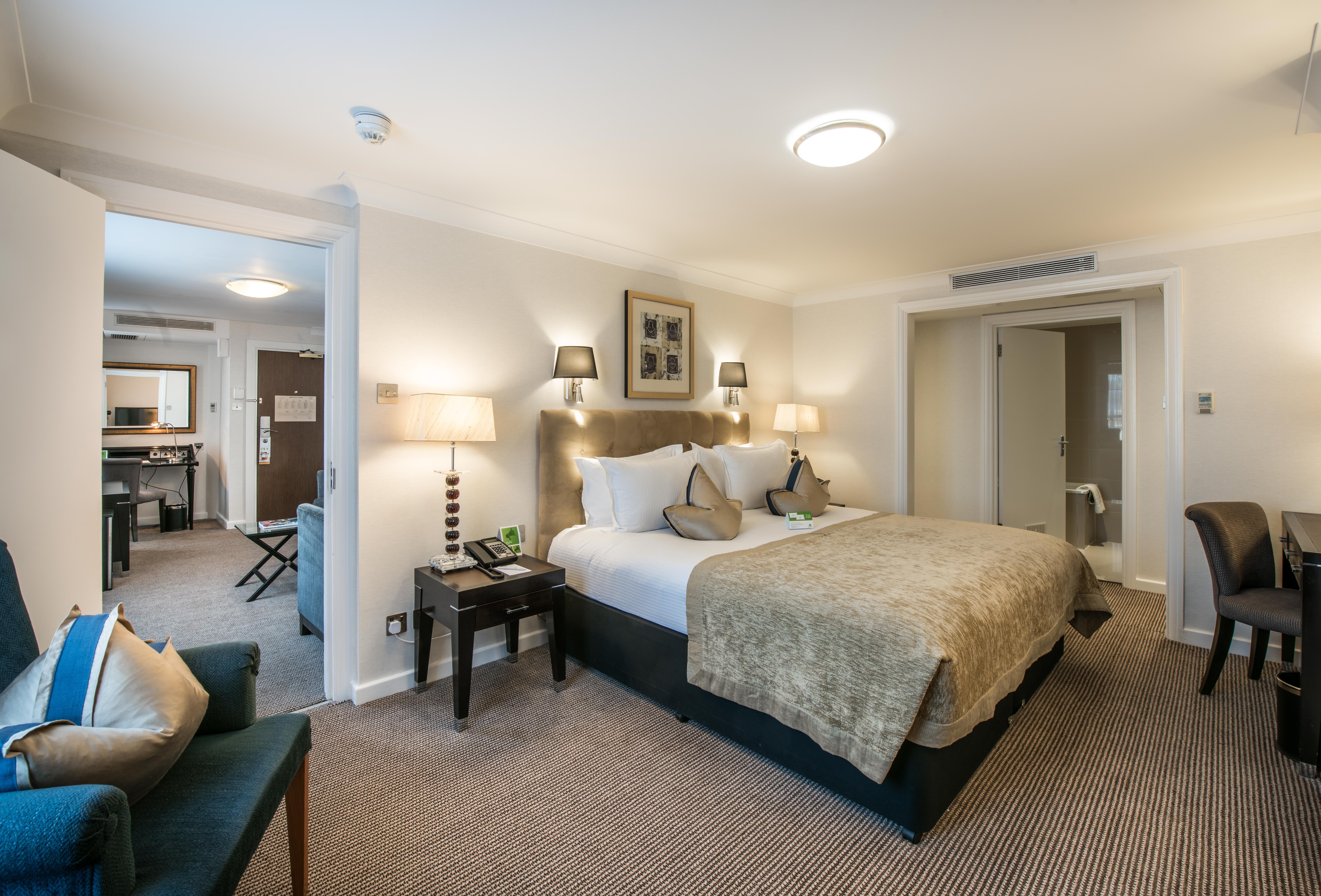 Kensington High St. By Ihg 4* Londra